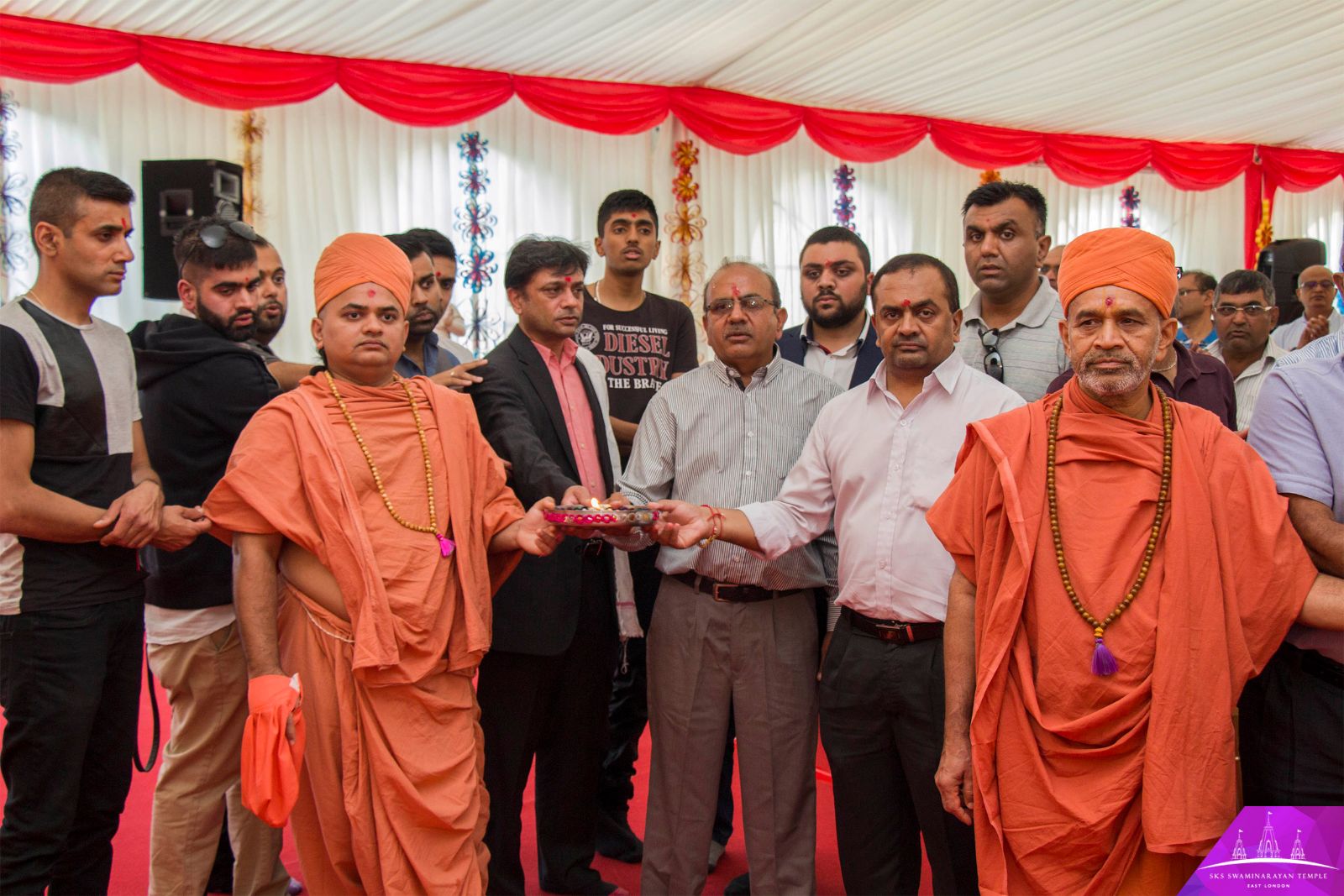 ©1987-2017 SKS Swaminarayan Temple East London
